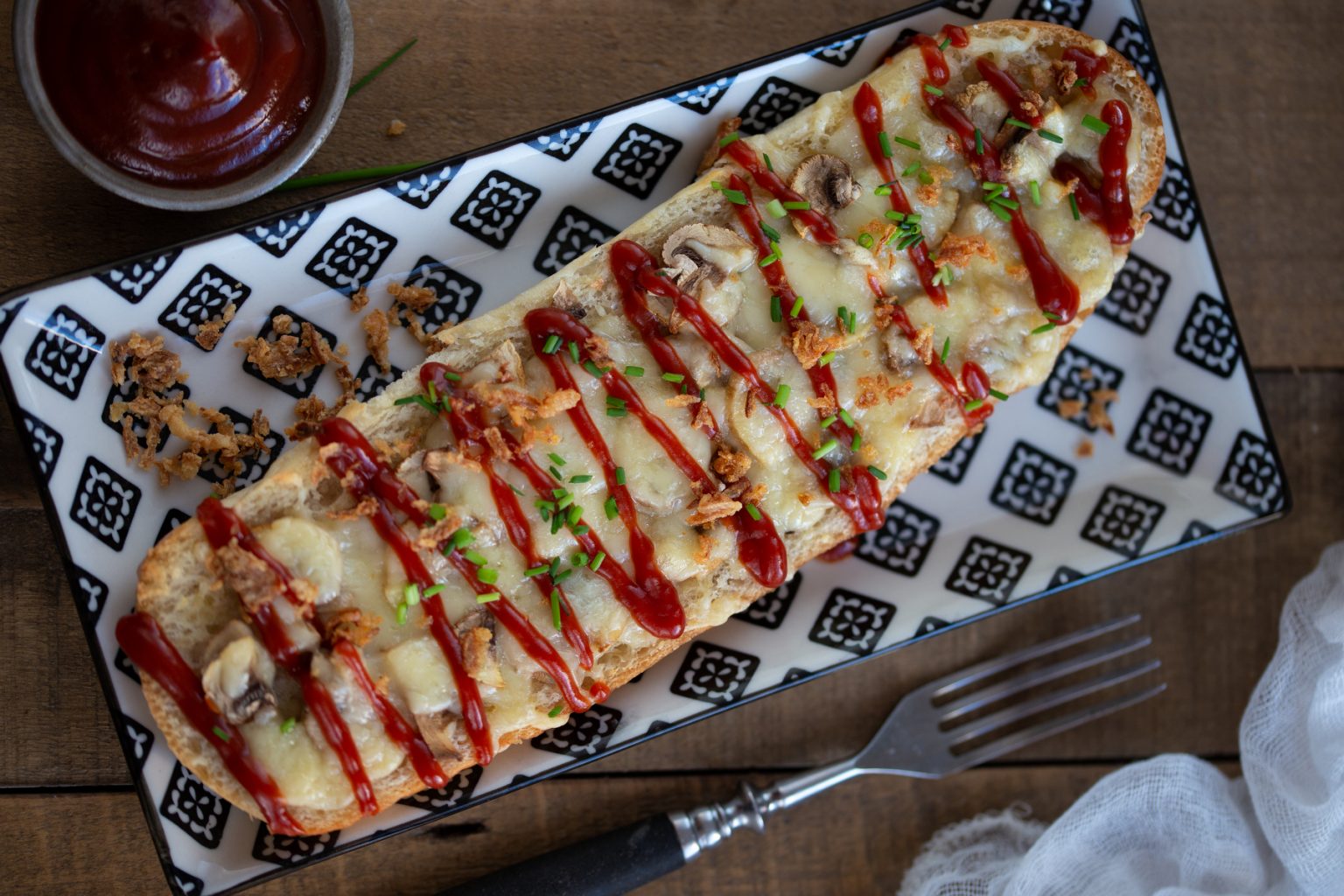 Zapiekanka, Polish toasted sandwich • Electric Blue Food