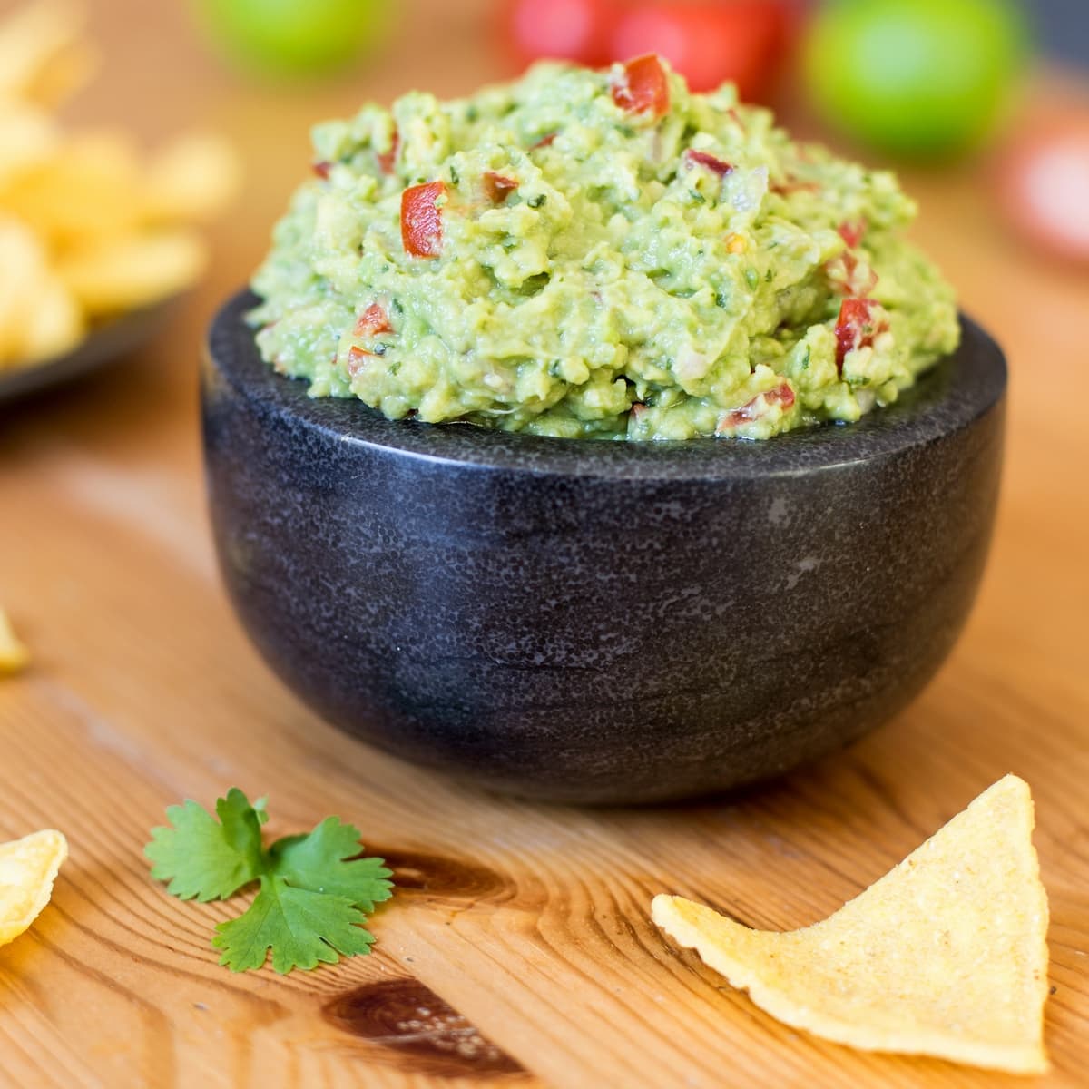 Chunky Guacamole with Tomato and Cilantro - Peas and Crayons