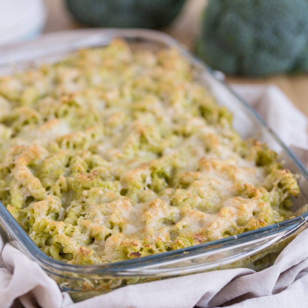 Broccoli pasta bake with mozzarella and parmigiano Electric Blue Food