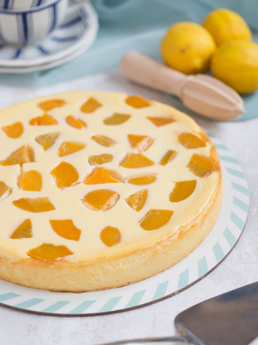 crustless ricotta cheesecake with canned peaches