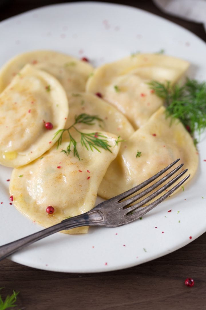 Smoked salmon ravioli with dill and potato • Electric Blue Food ...