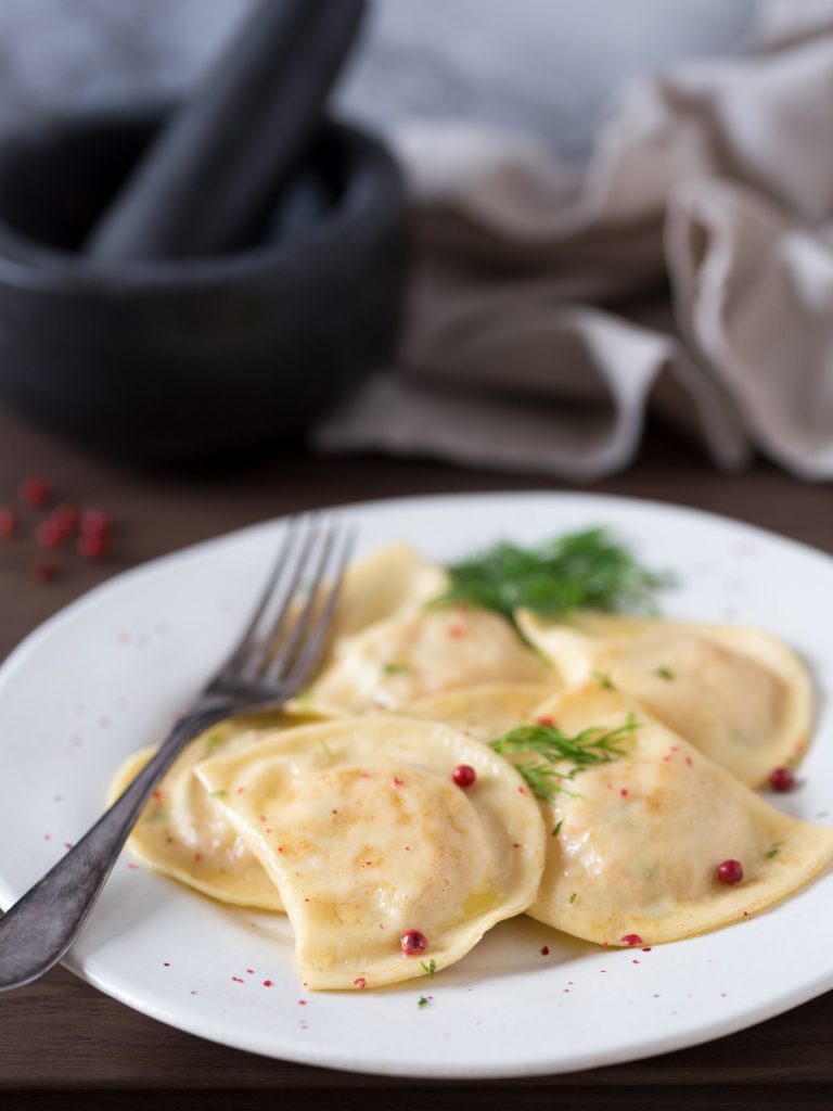 Smoked salmon ravioli with dill and potato • Electric Blue Food ...