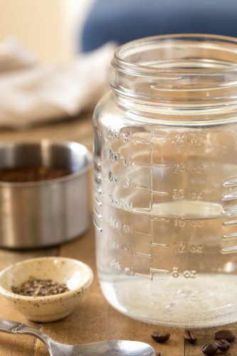 Half a litre water in a mason jar.