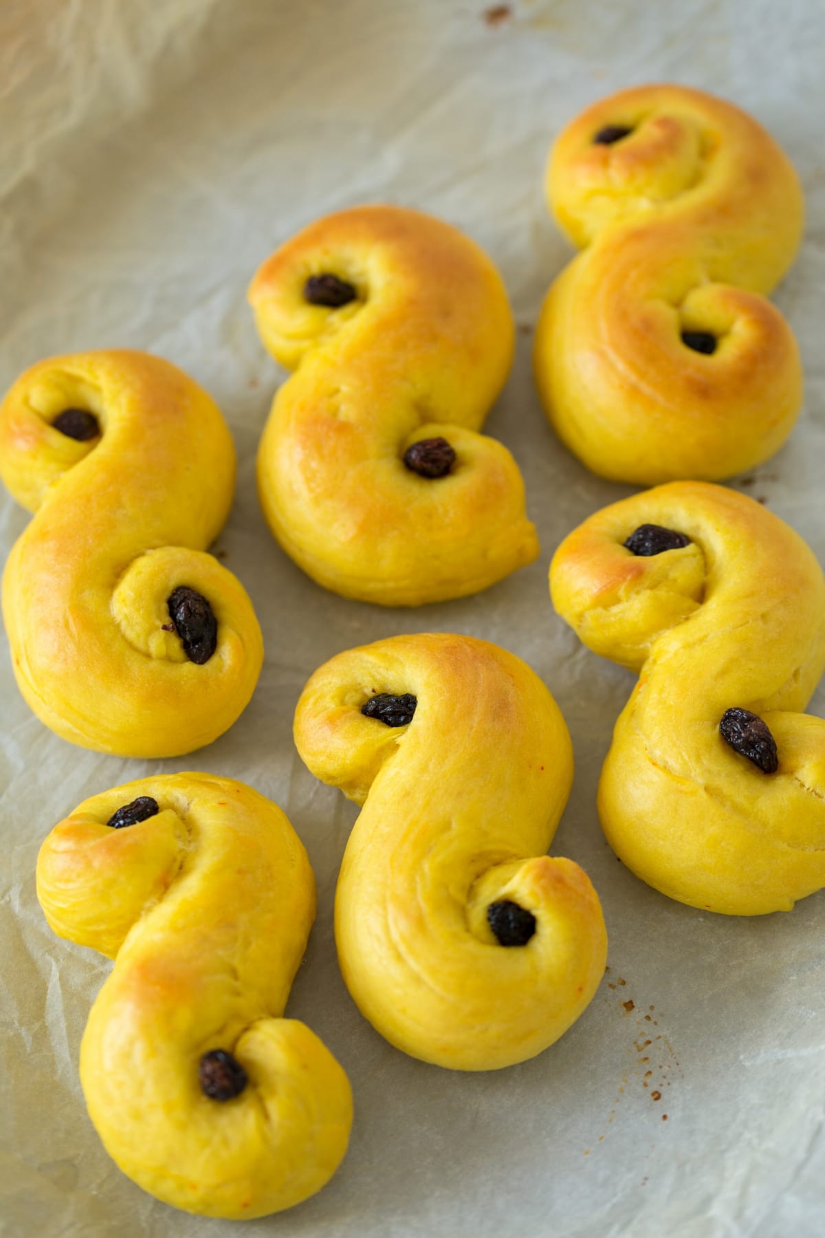 SWedish advent buns on a baking tray.