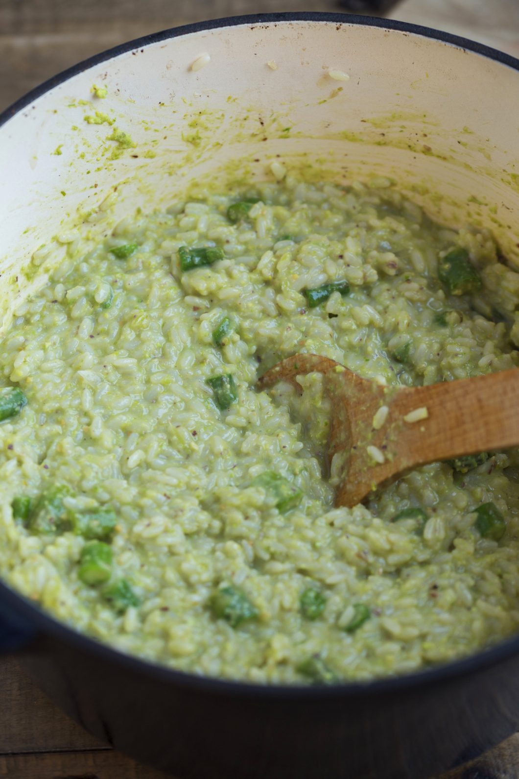 Asparagus risotto in a Dutch oven.