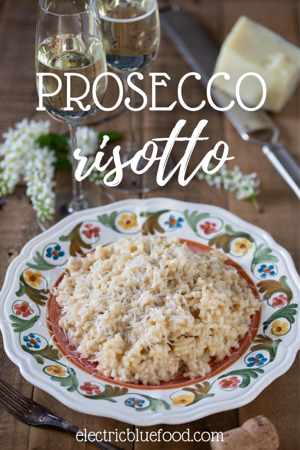 A lovely risotto recipe that pairs with lots of other dishes, prosecco risotto with parmesan is a risotto that uses sparkling wine.