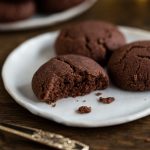 Crumbly chocolate cookies.