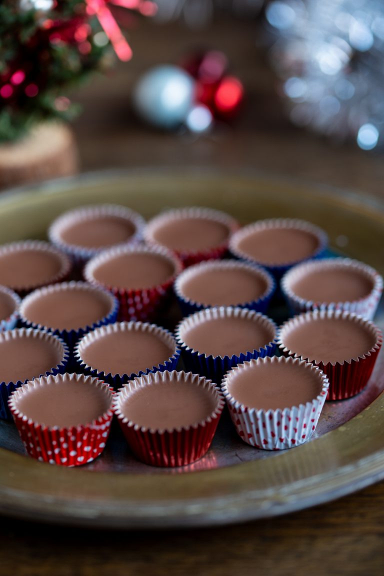 Swedish Christmas chocolate pralines "ischoklad".
