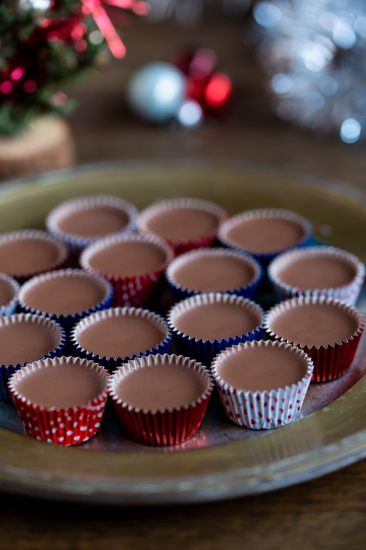 Swedish Christmas chocolate pralines "ischoklad".