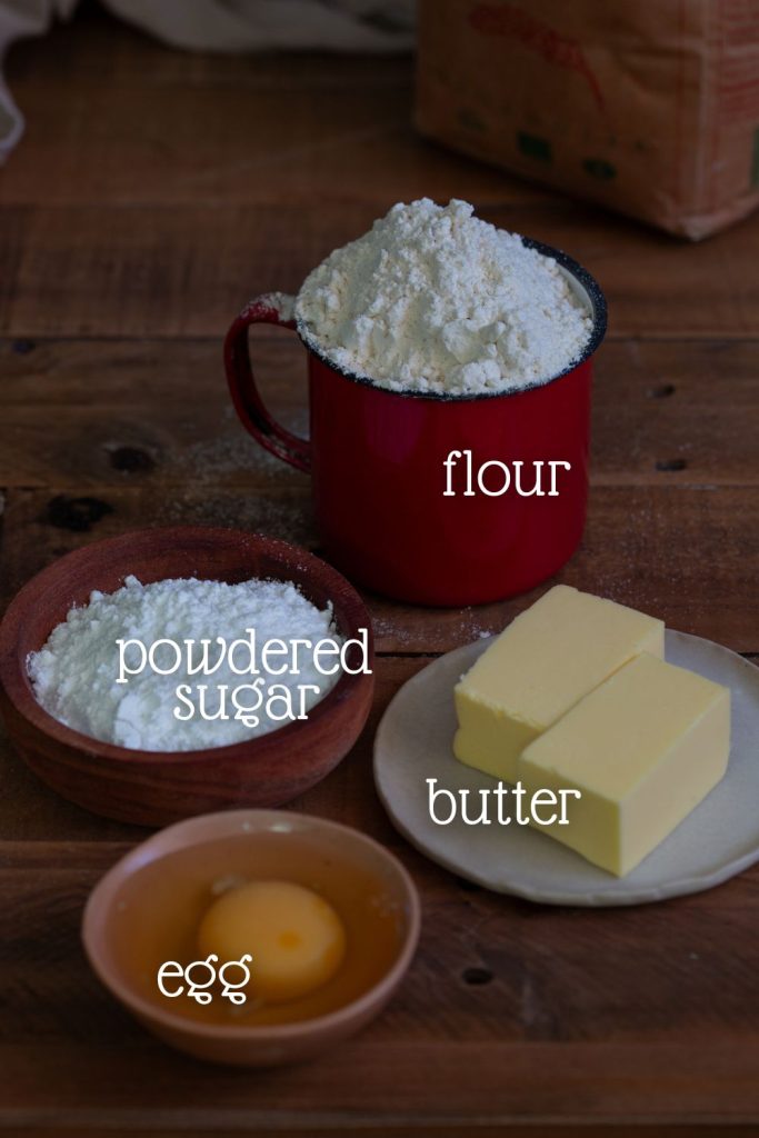 The ingredients needed to make pasta frolla.