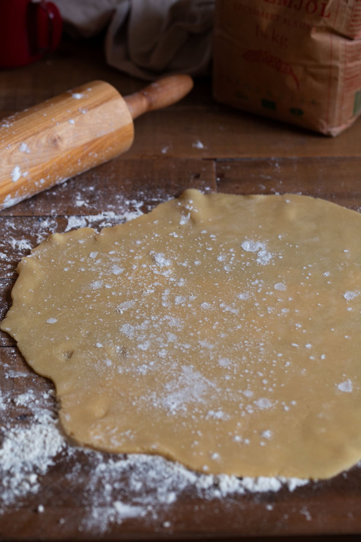 A rolled out batch of pasta frolla.